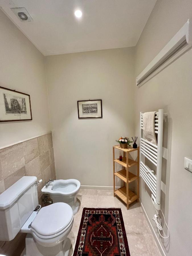 Lovely 1 Bedroom Apartment Nearby Piazza Maggiore Bologna Bagian luar foto