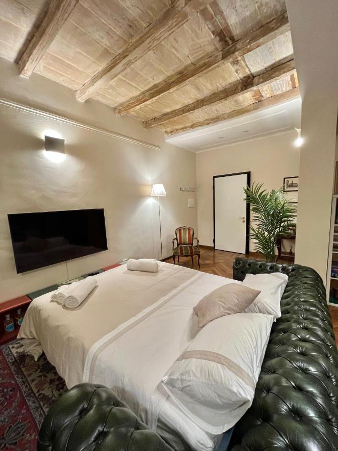 Lovely 1 Bedroom Apartment Nearby Piazza Maggiore Bologna Bagian luar foto
